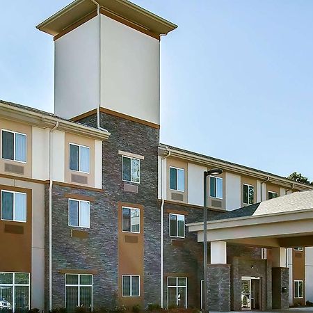 Wingate By Wyndham Jonesboro Hodge Hotel Exterior photo